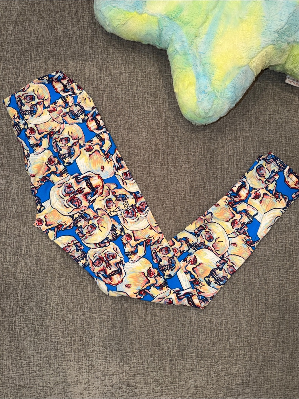 Lularoe Skull Leggings